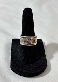 925 Silver Spinner Ring - Sz 7