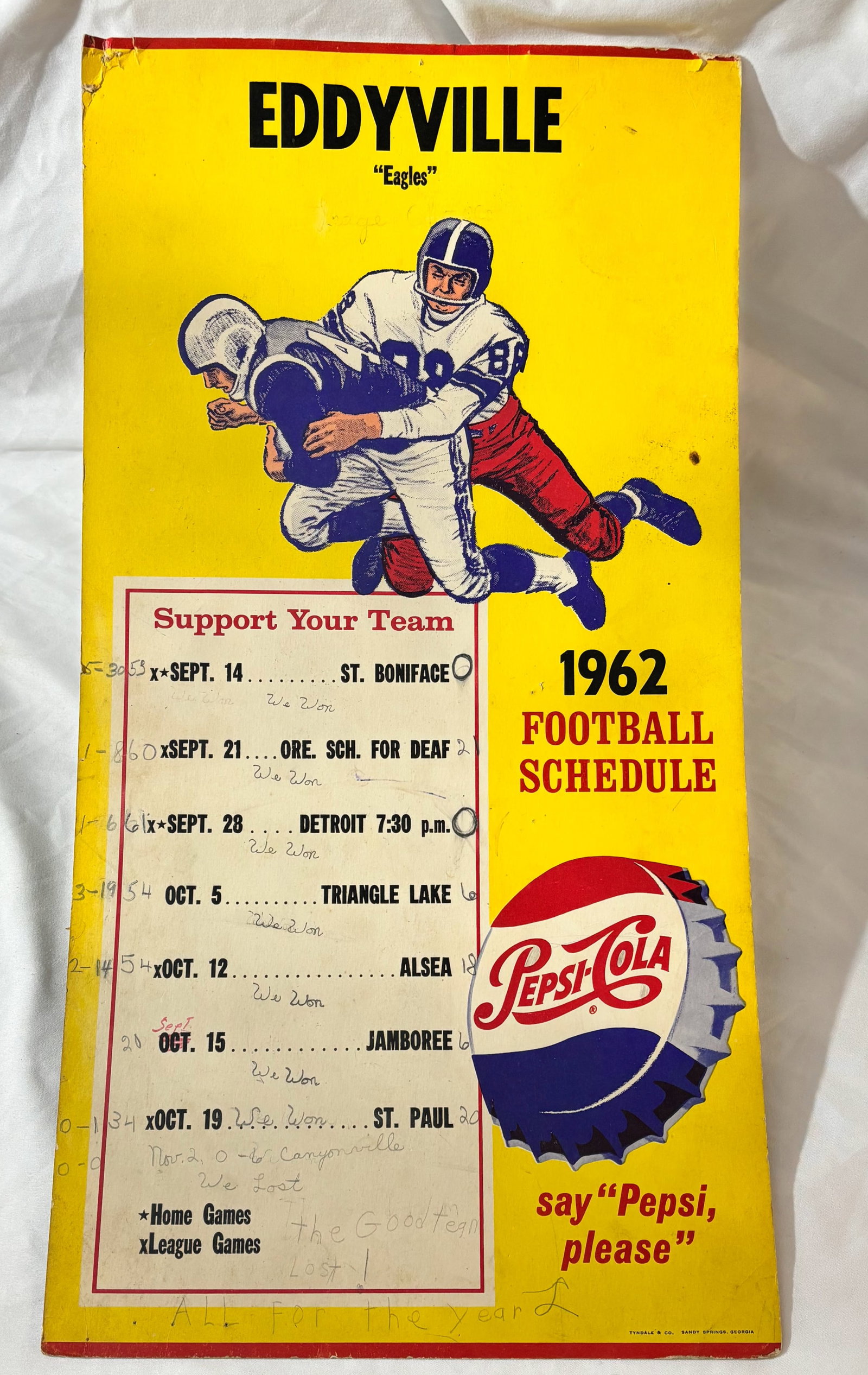 Vintage Pepsi Advertising 1962 Eddyville Eagles Football Schedule: Cardboard, corner wear. Average wear with age. See photos.