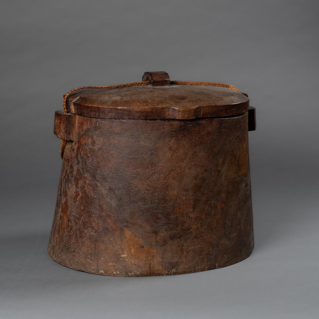 A large Tokelau Island fishing tackle box, tuluma (1 of 5)