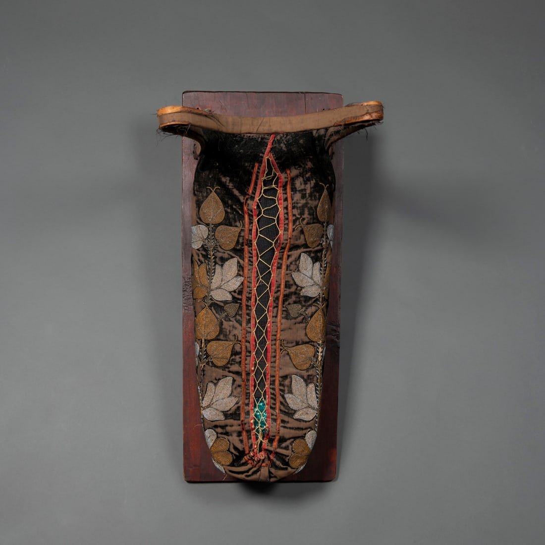 An Ojibwa/Chippewa full size cradle (1 of 4)