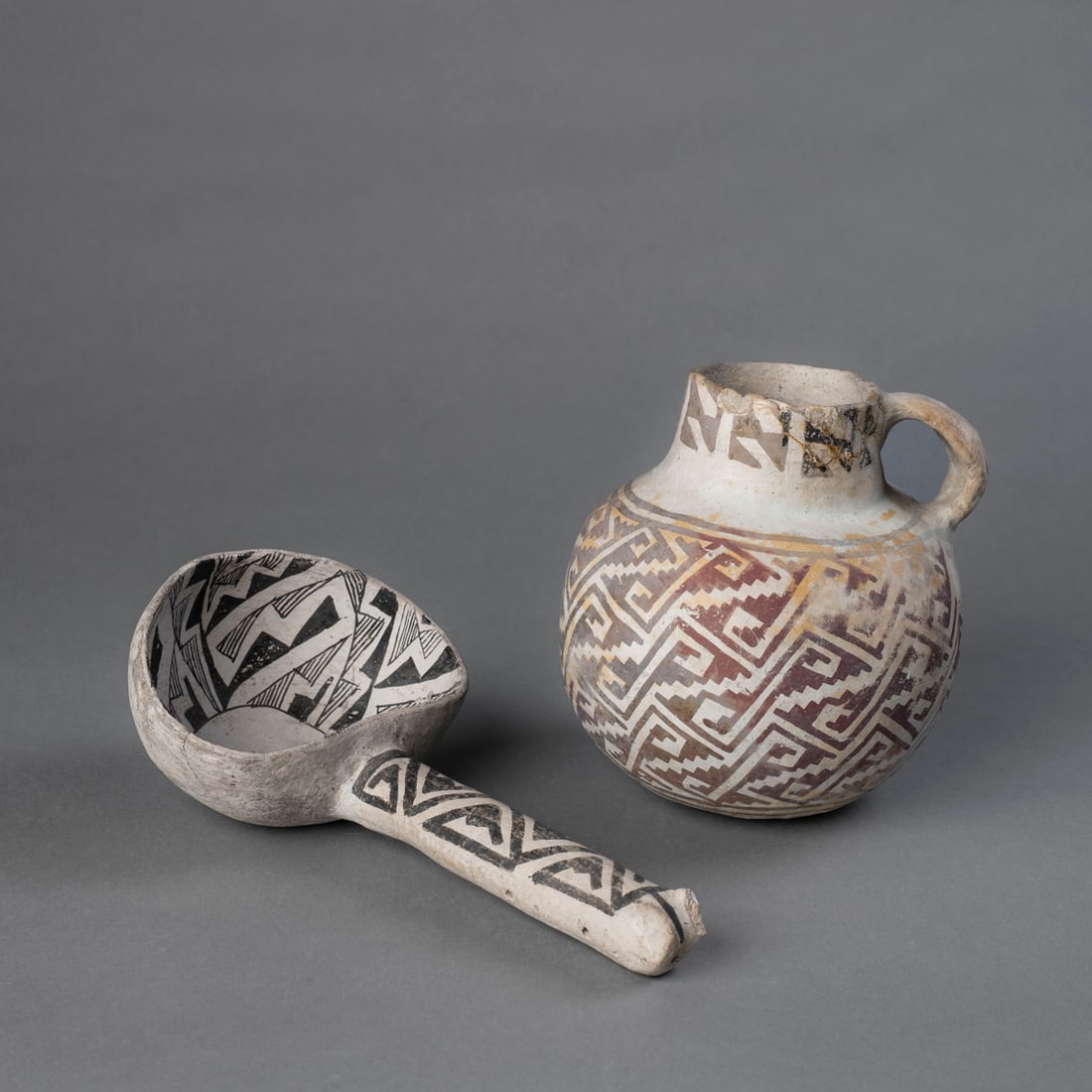 An Anasazi dipper and vessel (1 of 4)