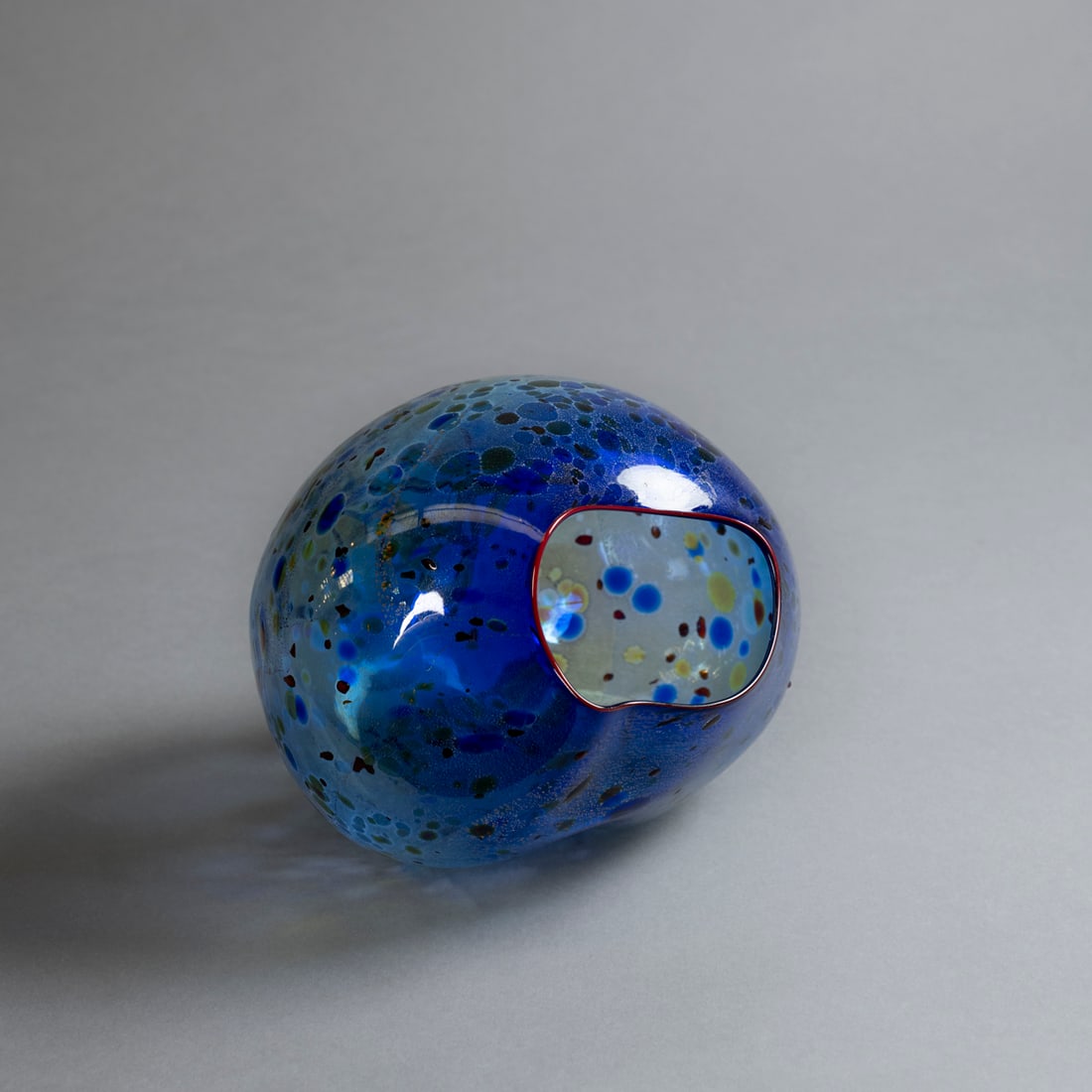 A small Dale Chihuly glass bowl (1 of 6)