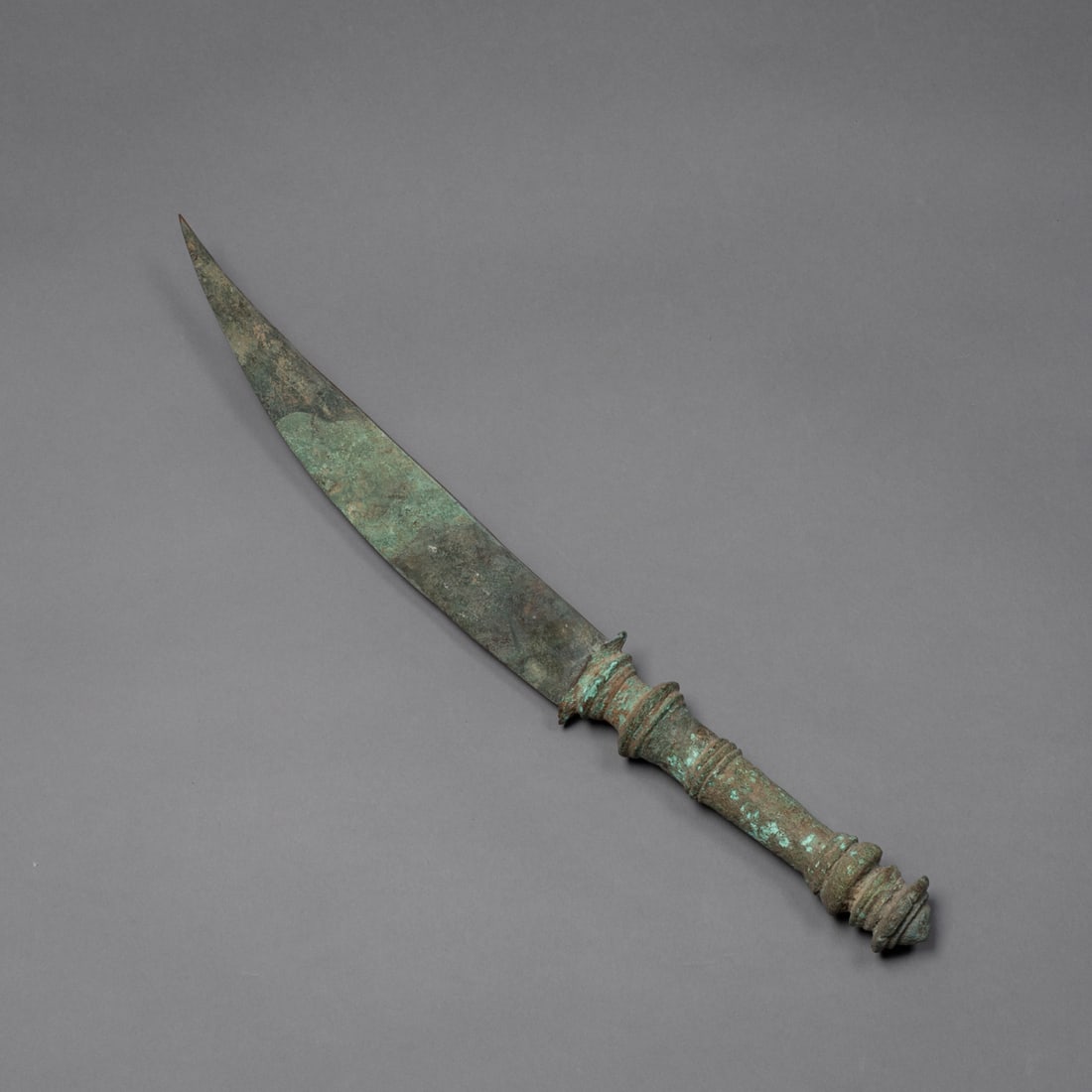 A Khmer bronze dagger - 5