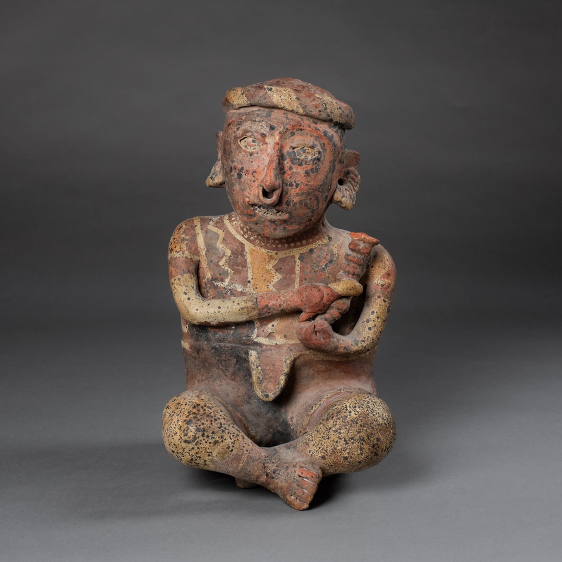 A Pre-Columbian pottery figure (1 of 6)