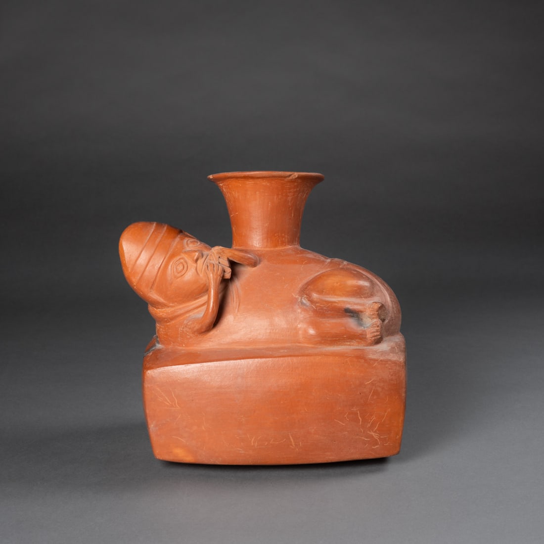 A Pre-Columbian effigy vessel (1 of 5)