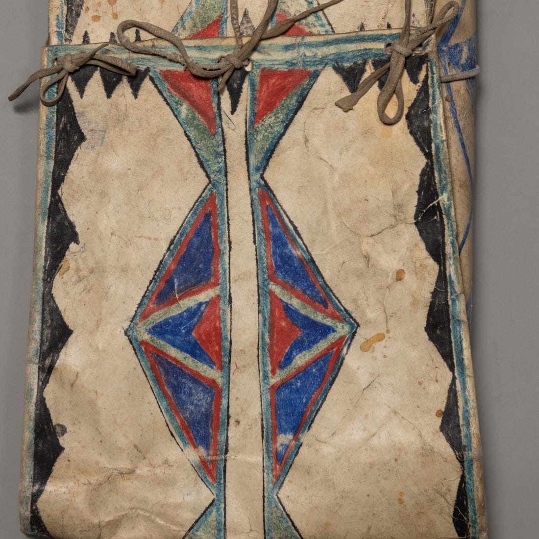A Blackfoot parfleche envelope - 3