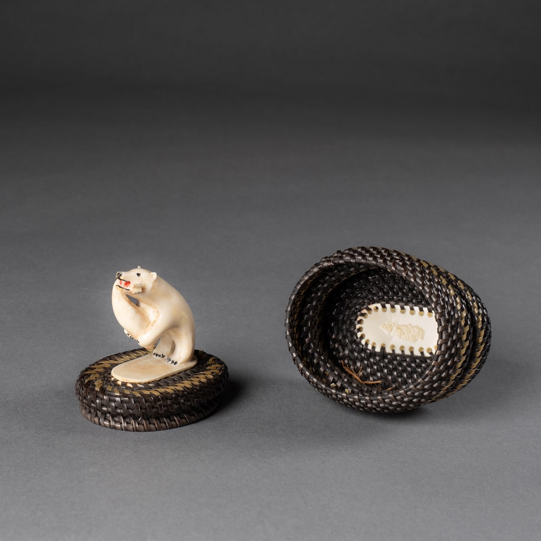 A contemporary Point Hope Baleen basket - 4