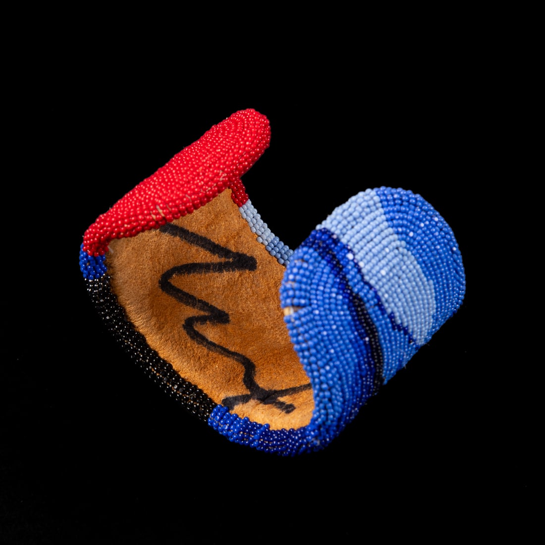 A Marcus Amerman cuff bracelet - 4