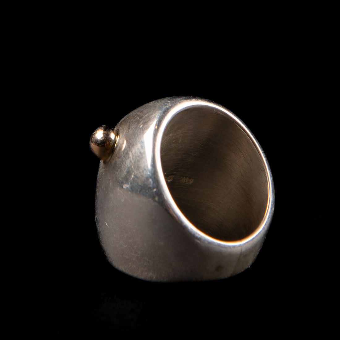 An Edison Cummings silver and gold ring (1 of 5)