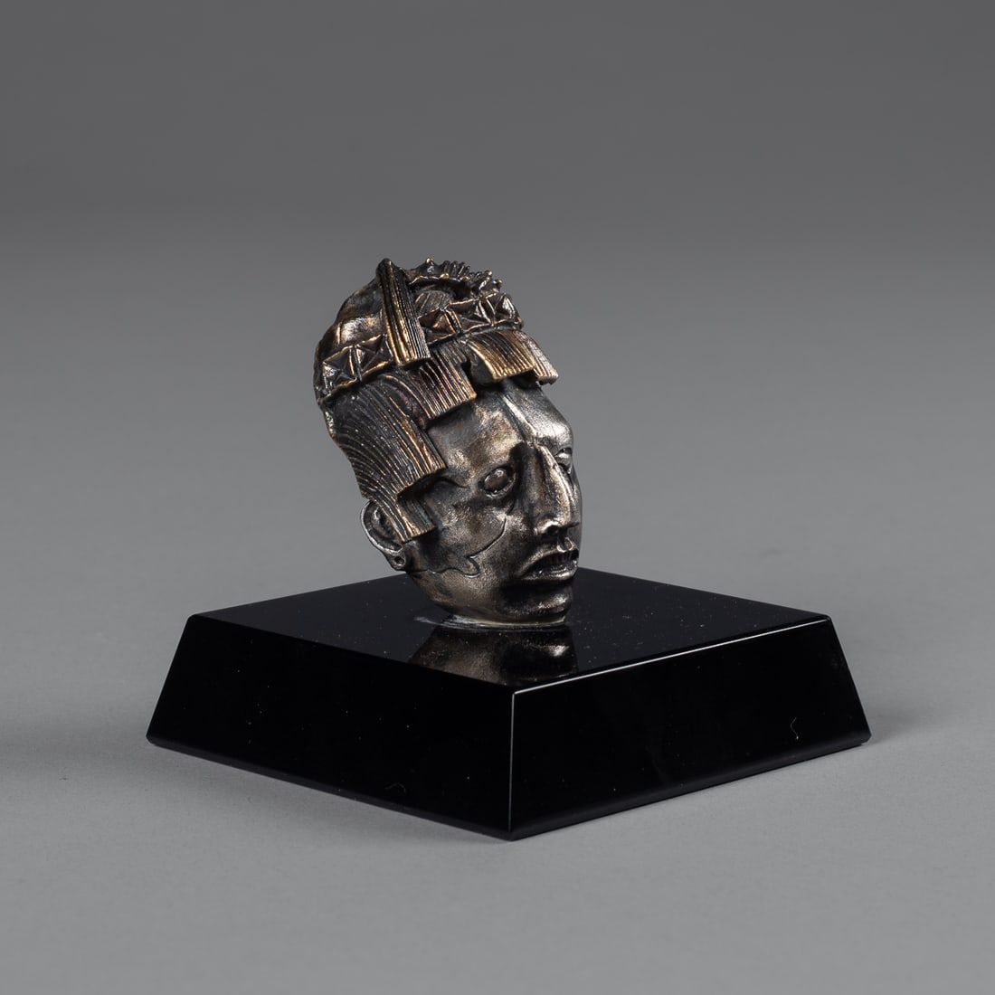 A Tane silver head - 3