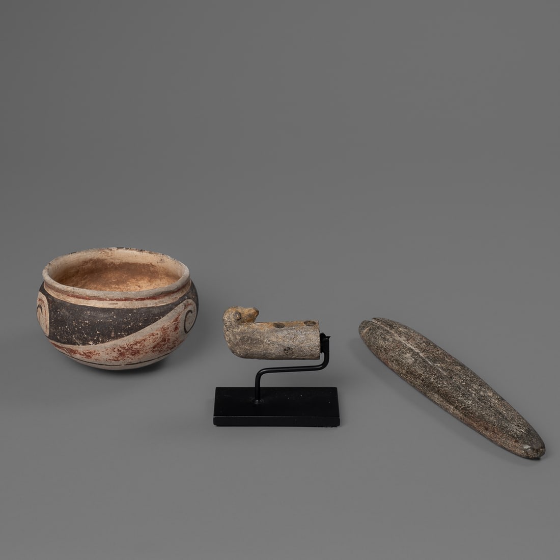 Casa Grande polychrome bowl, stone fetish and pipe bowl (1 of 4)