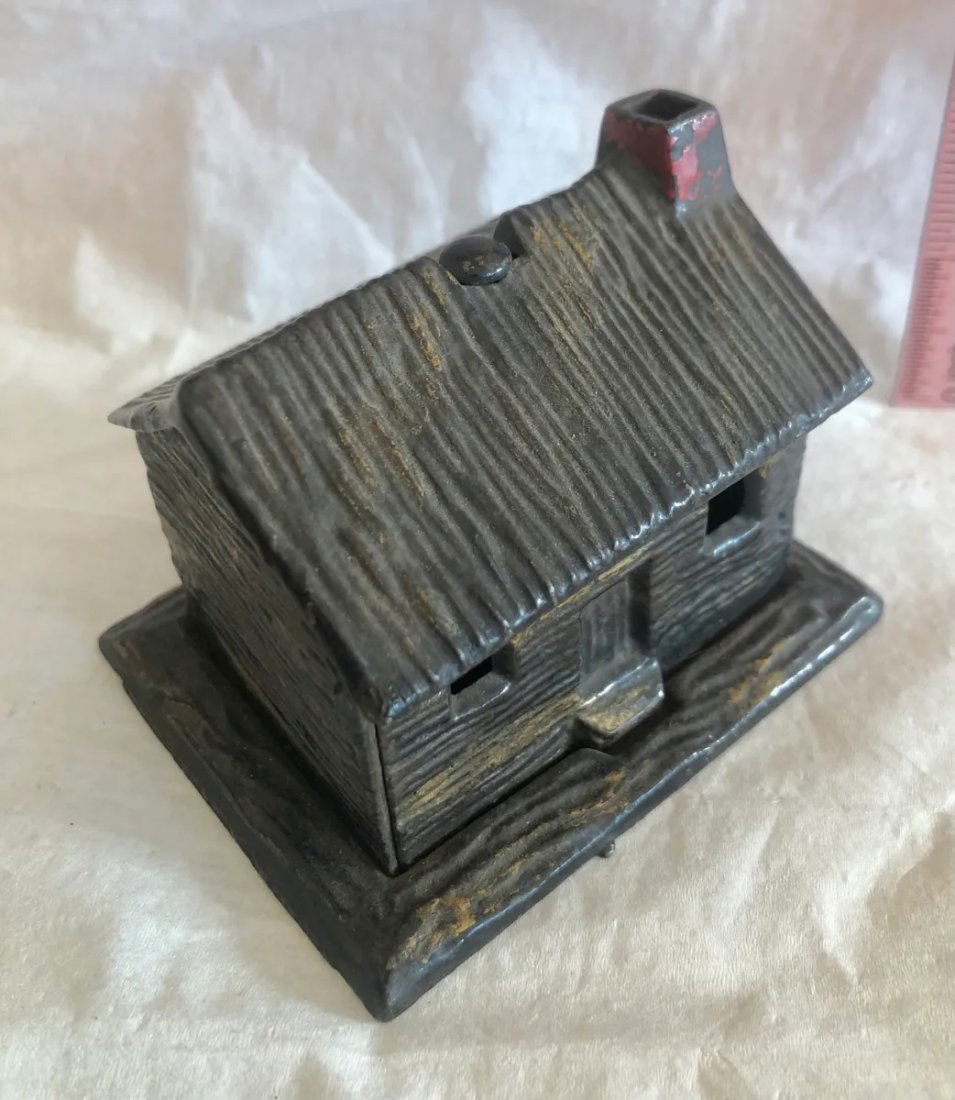 Cast Iron Log Cabin Bank 1880 (1 of 7)