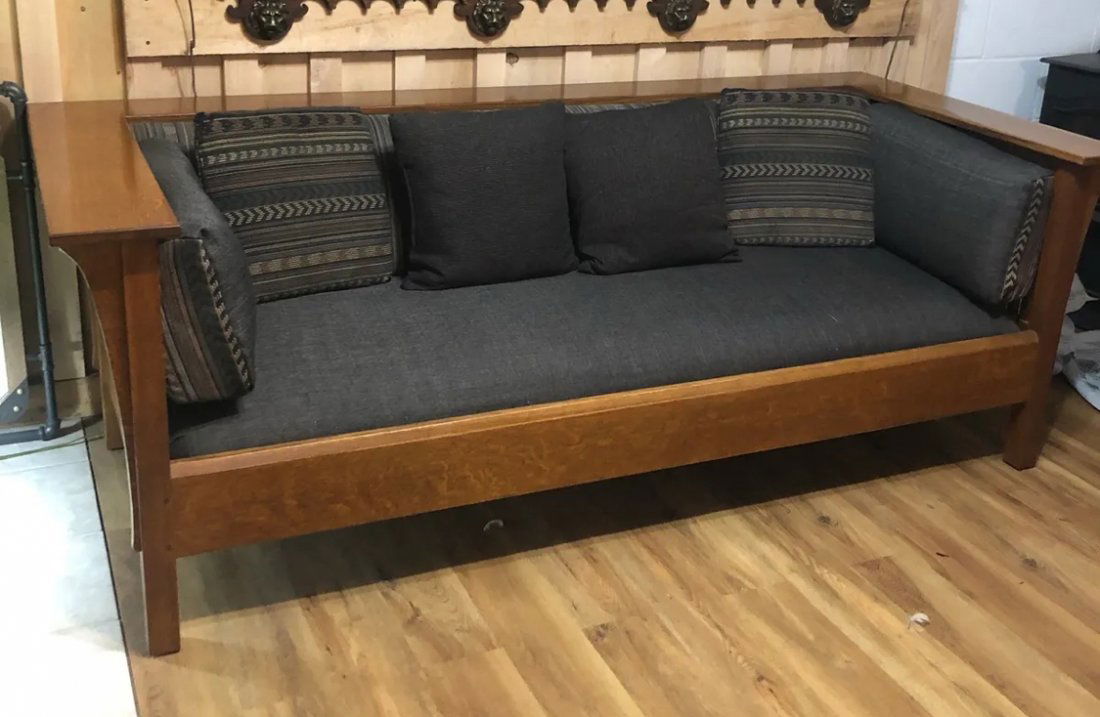 Mission Oak Even Arm Stickley Settle Sofa (Manlius) (1 of 5)