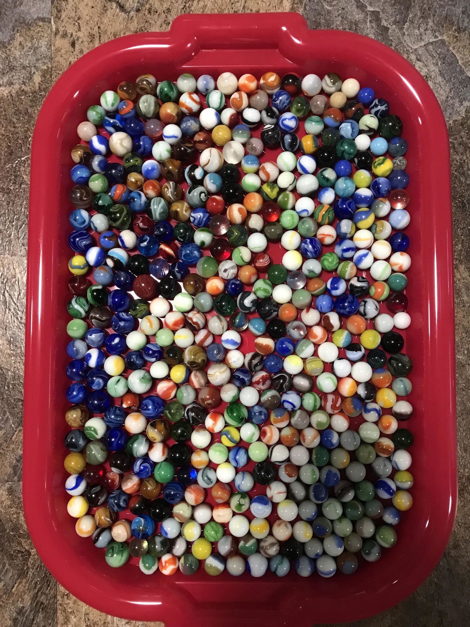 Assorted Tray of Early Midcentury Marbles (1 of 1)