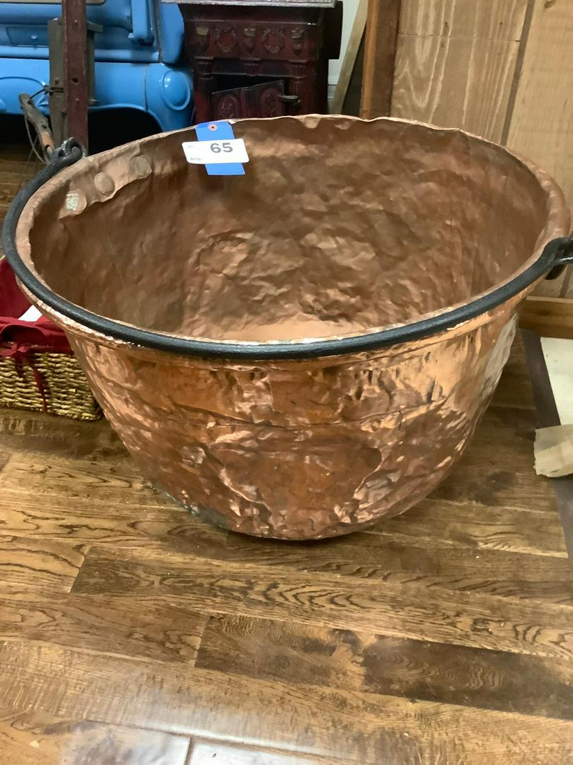 Large Copper pot (1 of 4)