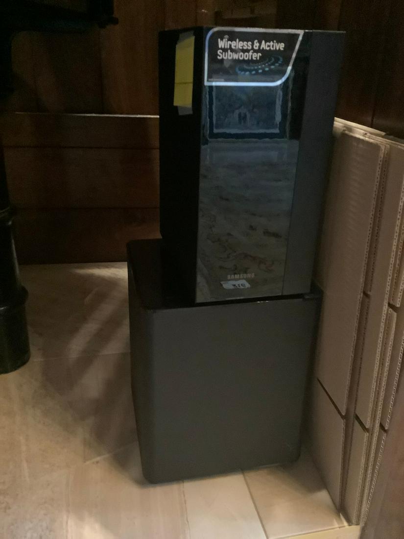 Samsung Subwoofer (1 of 1)