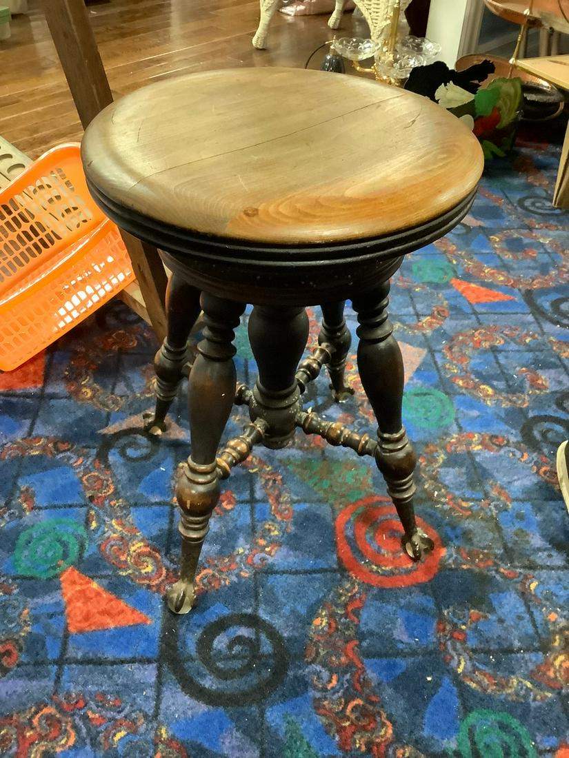 Piano Stool (1 of 1)