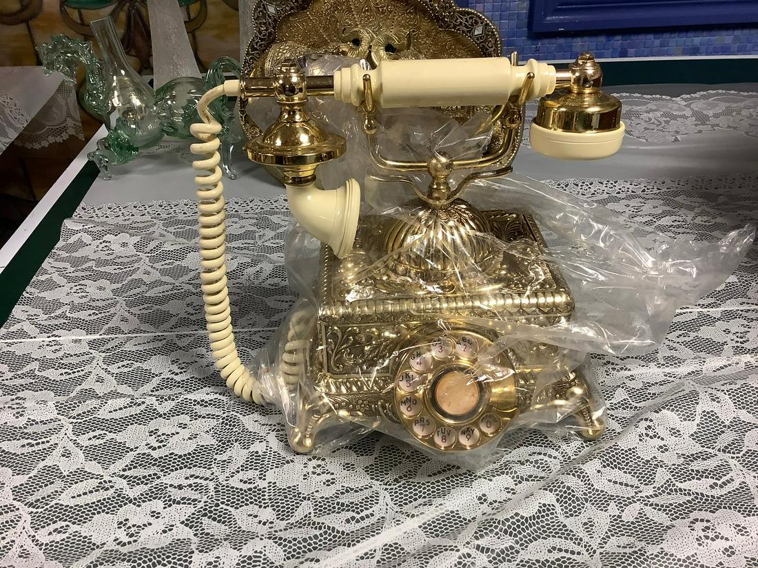 Rotary Phone (1 of 1)