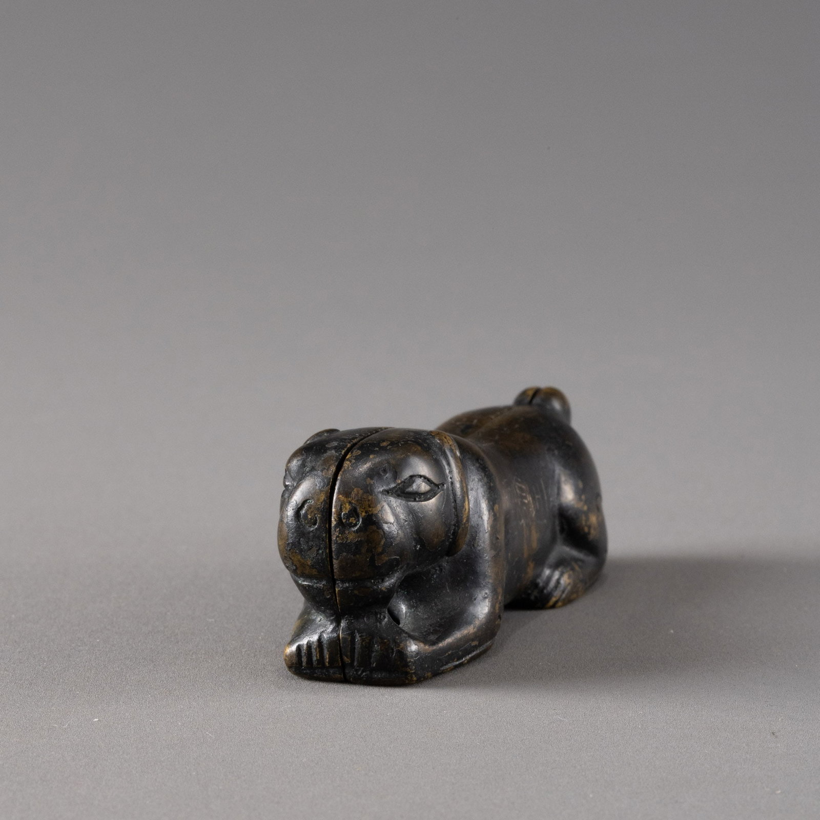 Ming Dynasty bronze inlaid silver tiger tally: W: 7.5cm H: 2.6cm