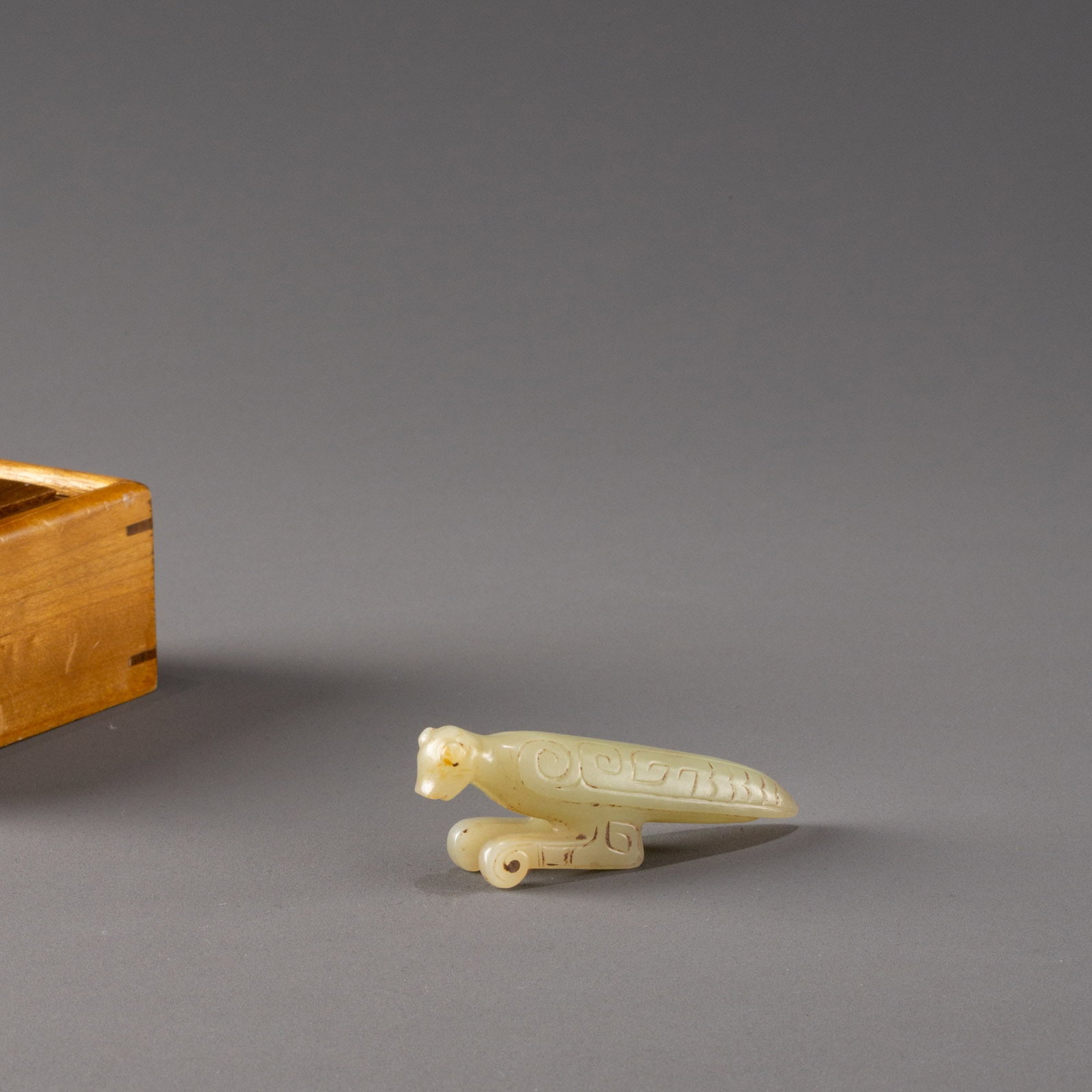 Western Zhou Dynasty Jade Mantis: W: 7cm H: 2.5cm