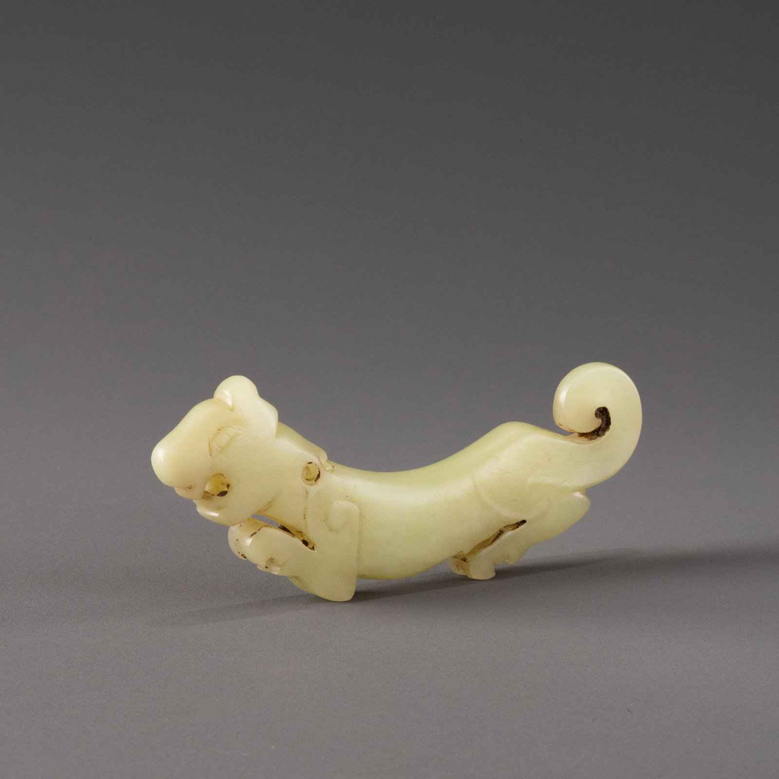 Western Zhou Dynasty Yellow Jade Tiger: W: 11cm H: 4.5cm