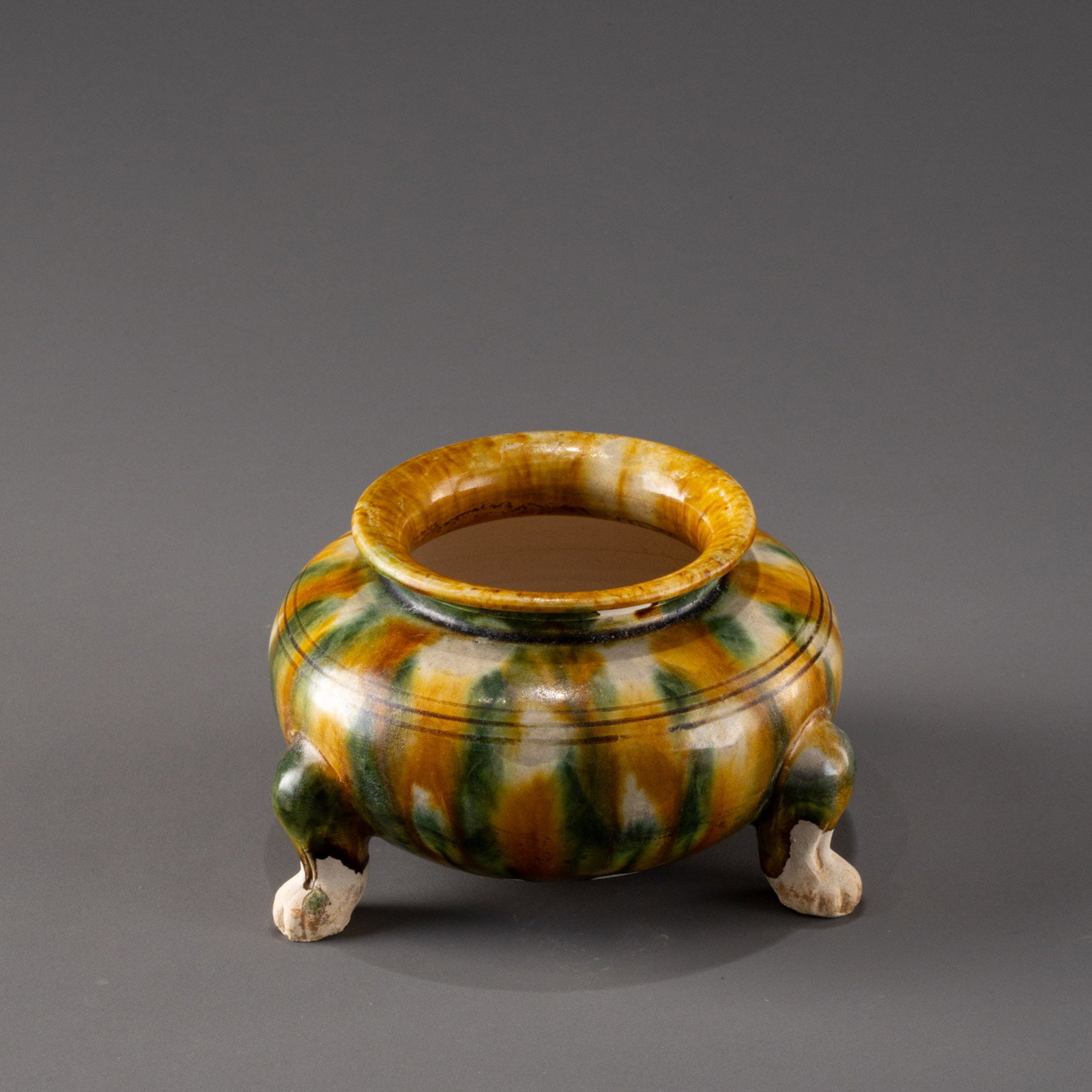 Tang Sancai Fu (a type of glazed pottery cauldron) (1 of 6)