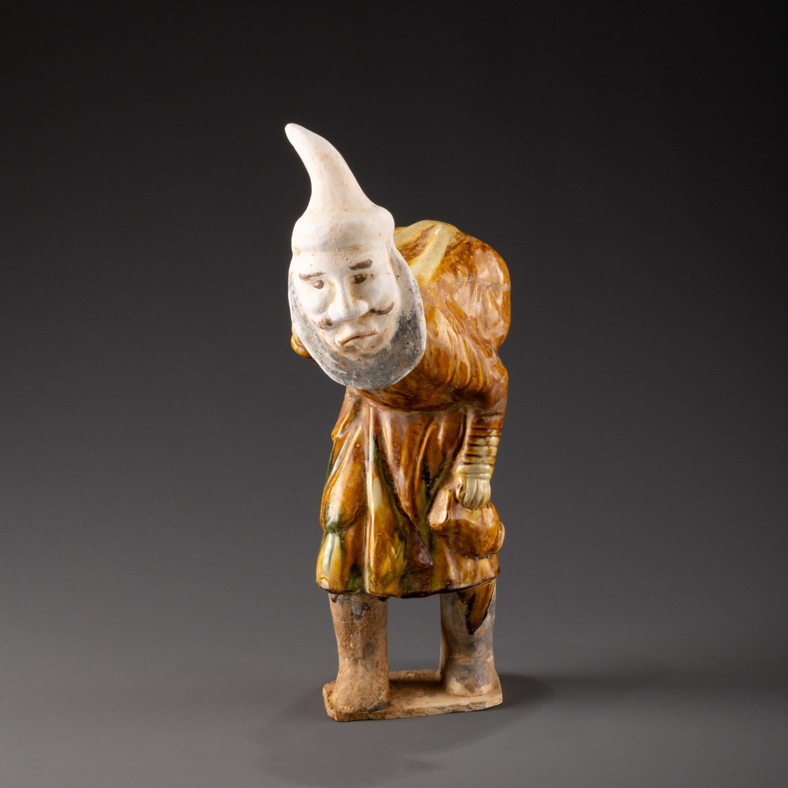 Tang Dynasty tri-colored pottery figurines of foreigners (1 of 10)