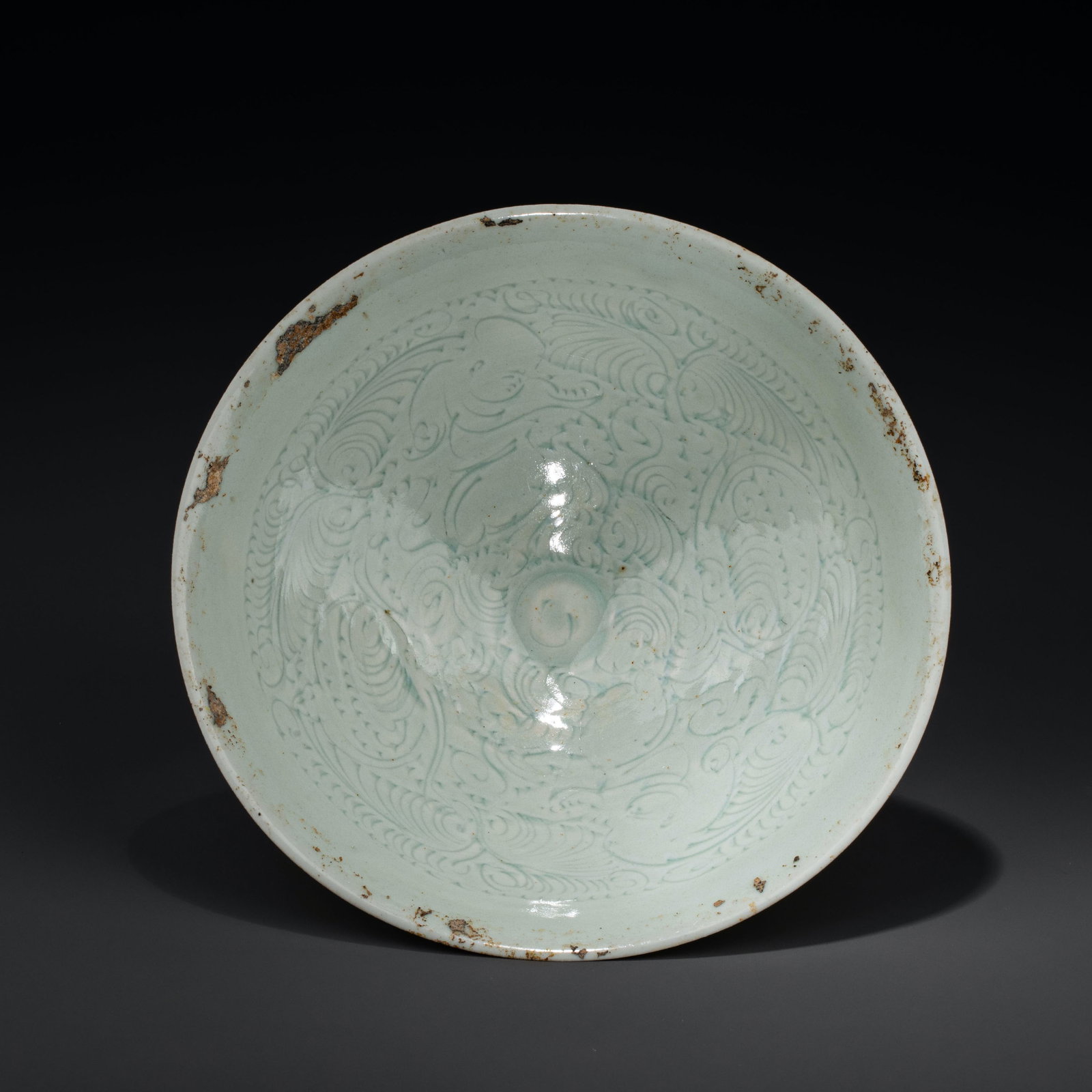 Southern Song Dynasty Hutian Kiln Doll and Floral Pattern Bowl: D: 21cm H: 7.5cm