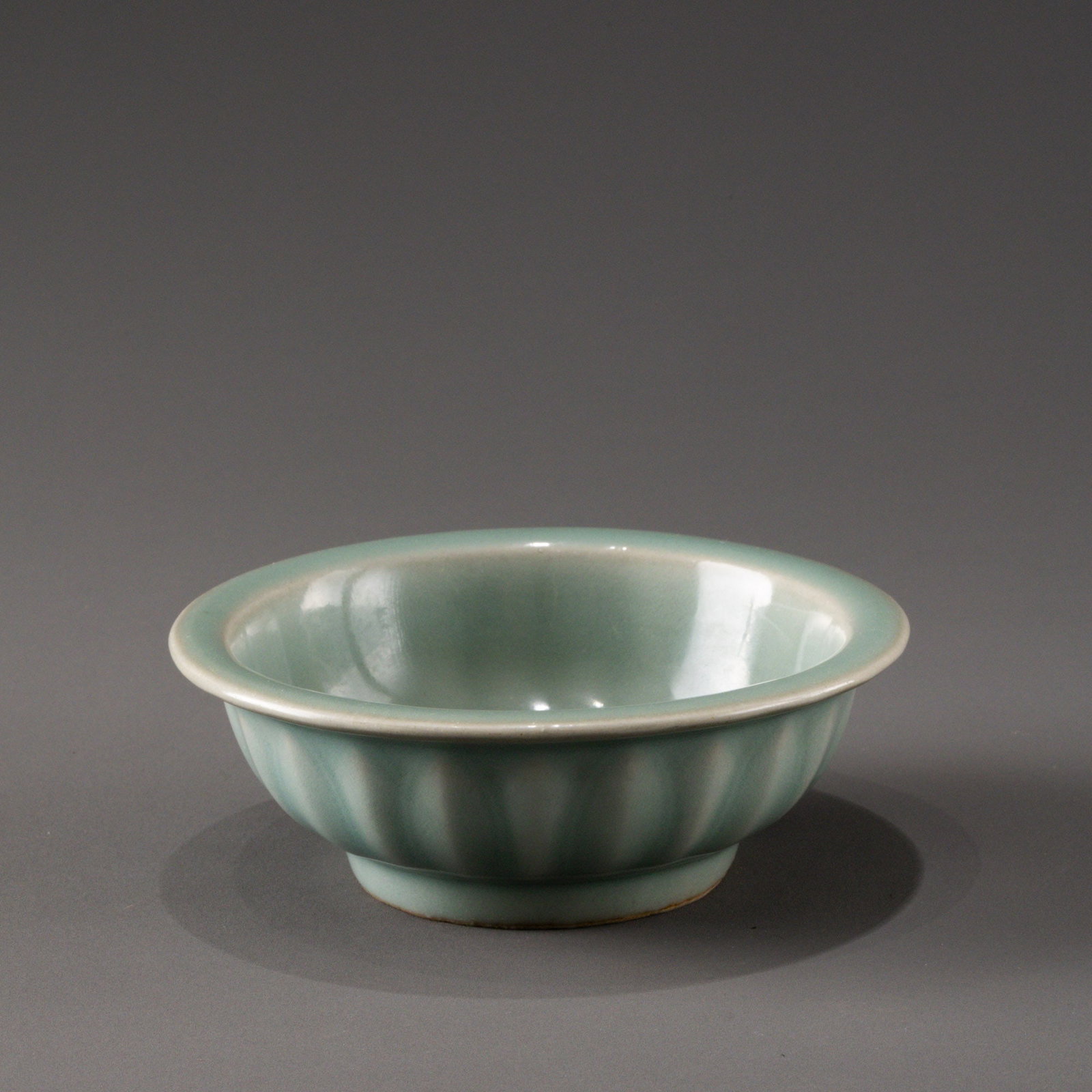 Song Dynasty celadon fish-patterned melon-shaped cup (1 of 5)