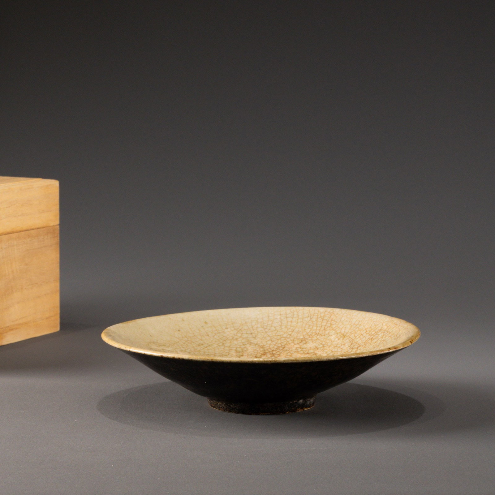 Song Dynasty Jizhou Kiln Dragon Pattern Bamboo Hat Cup: D: 15.5cm H: 3cm