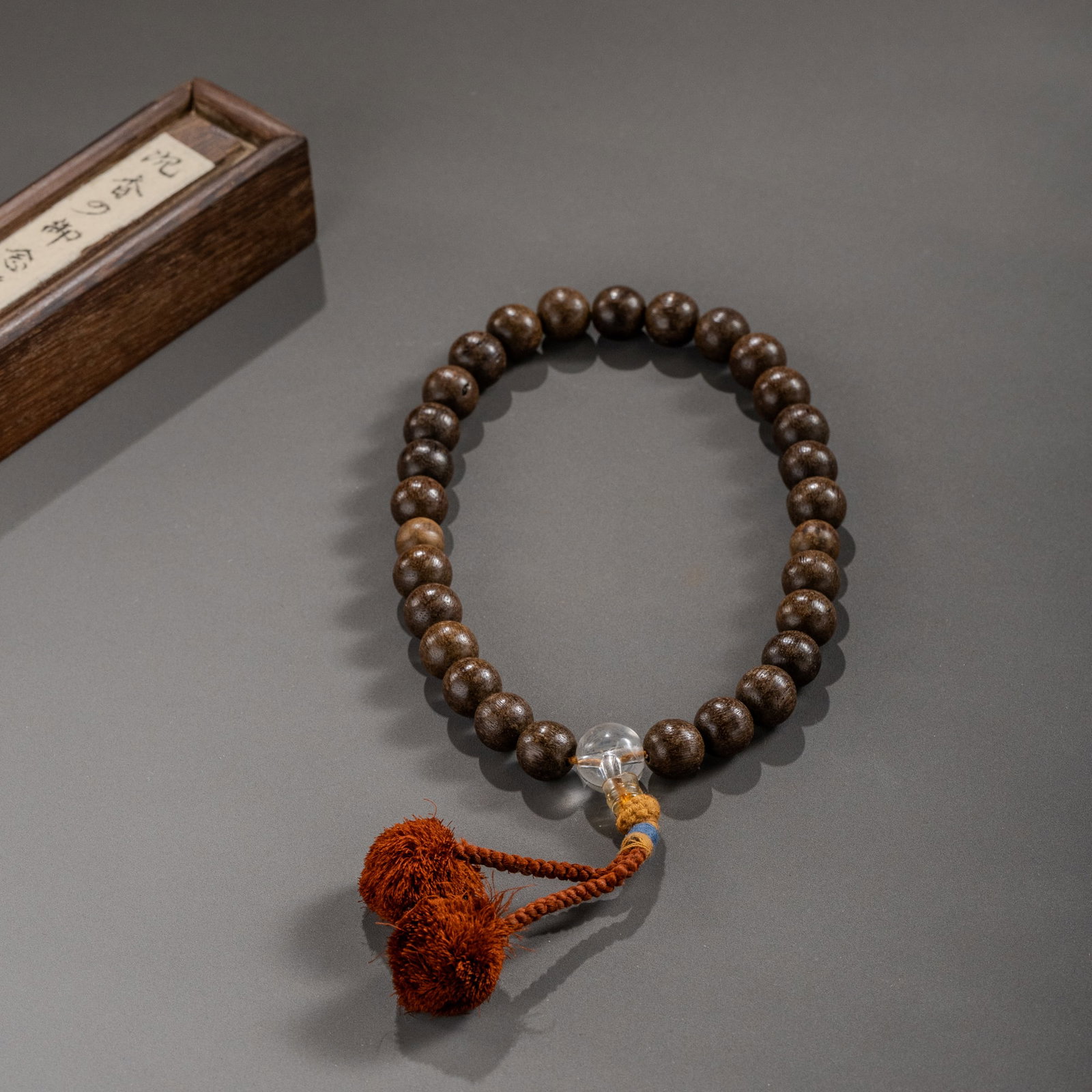Agarwood royal rosary: L: 32cm Weight: 29g