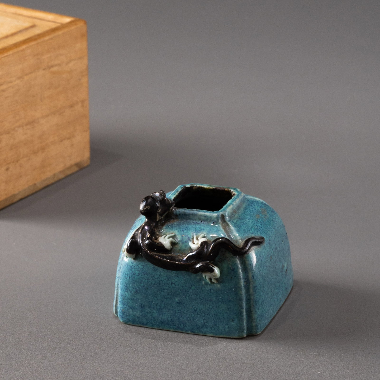Qing Dynasty Jun-glazed square water dropper with black dragon design (1 of 8)