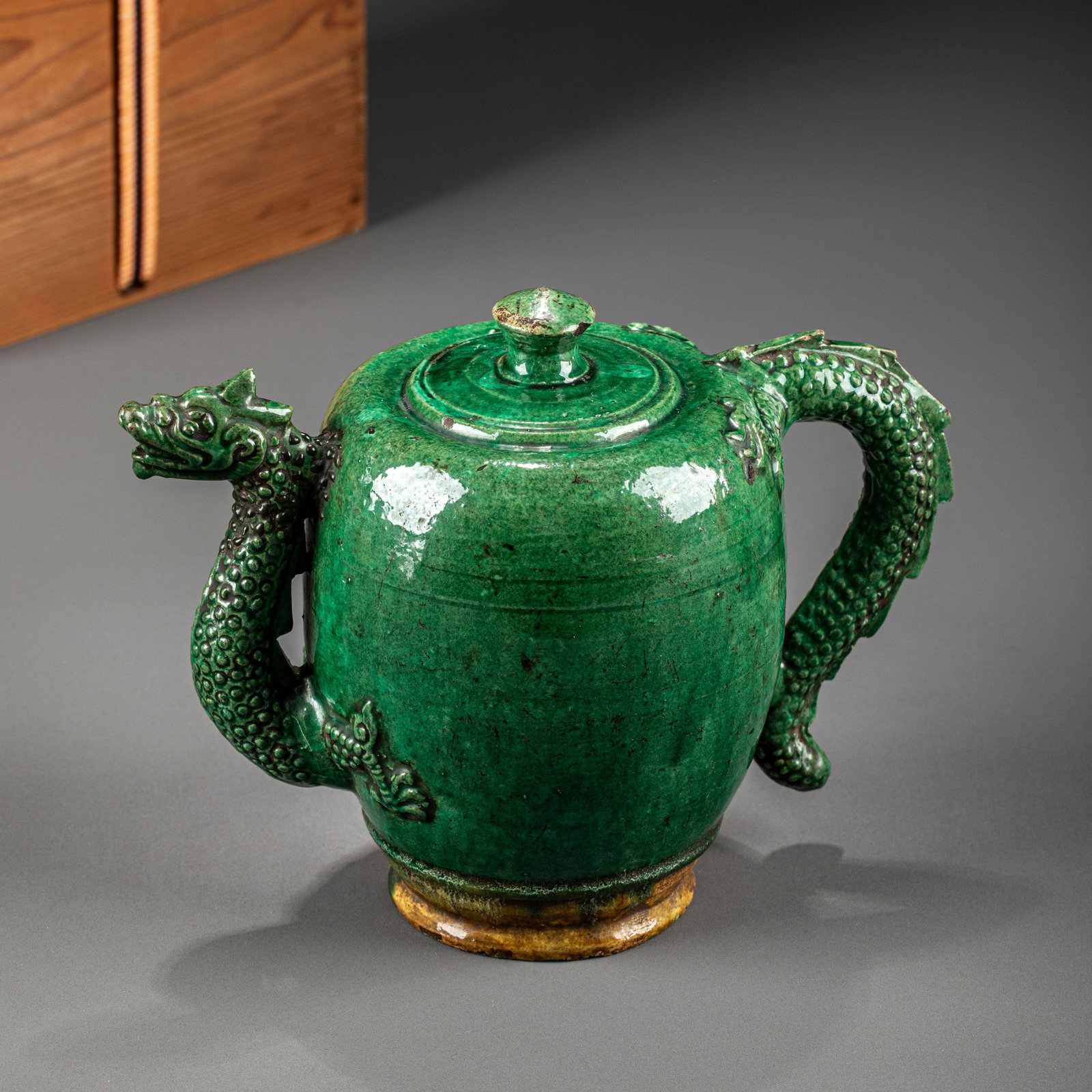 Green-glazed dragon-head ewer (1 of 11)