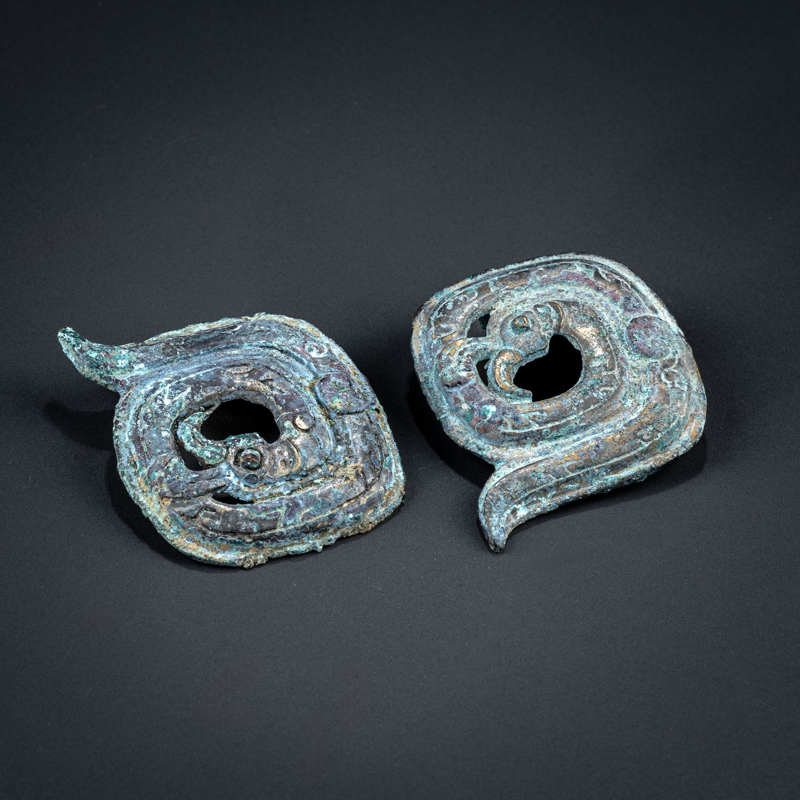 Western Zhou Dynasty Phoenix Head Bronze Ornament (2 points) (1 of 7)