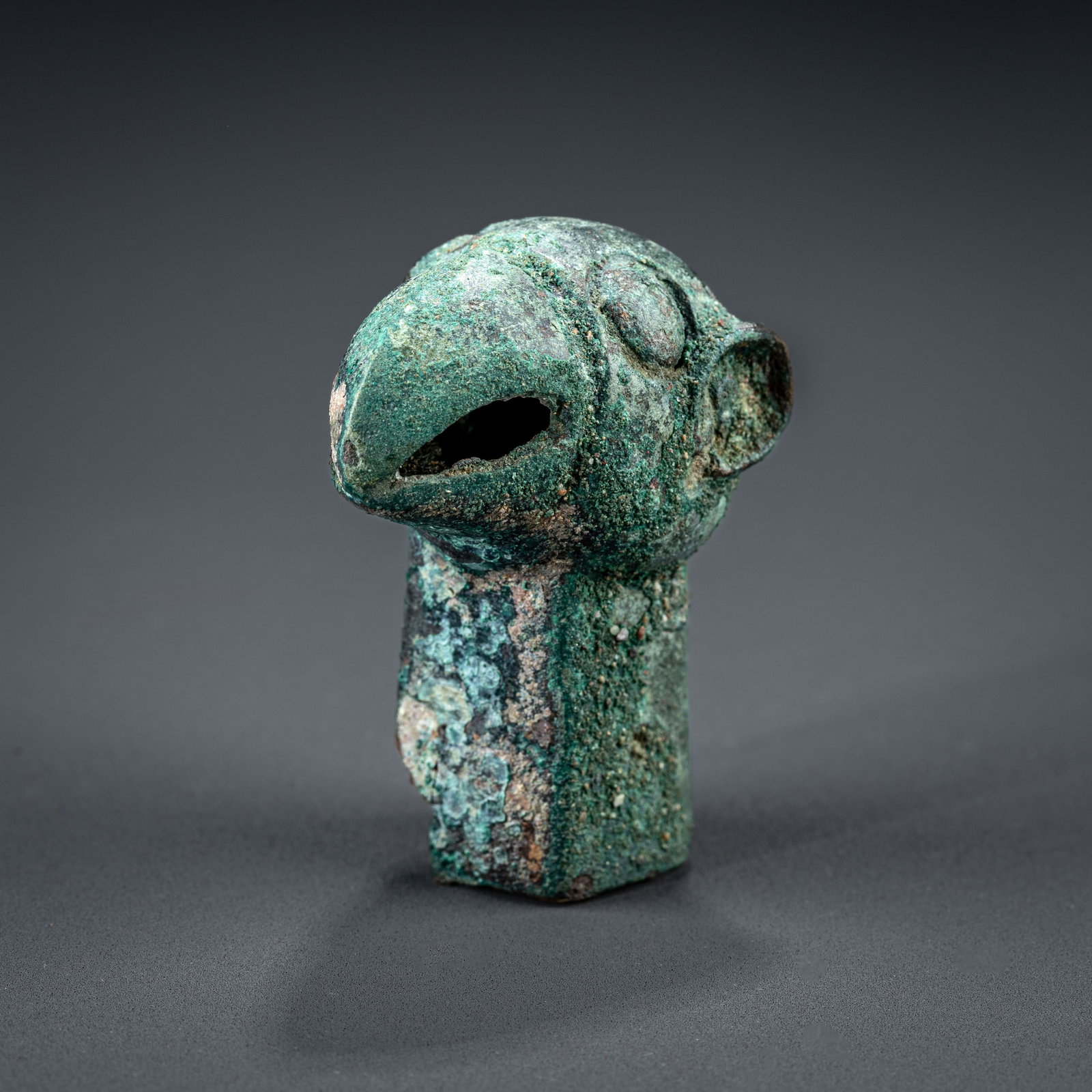 Warring States Eagle Staff Head: H: 5cm W: 4cm