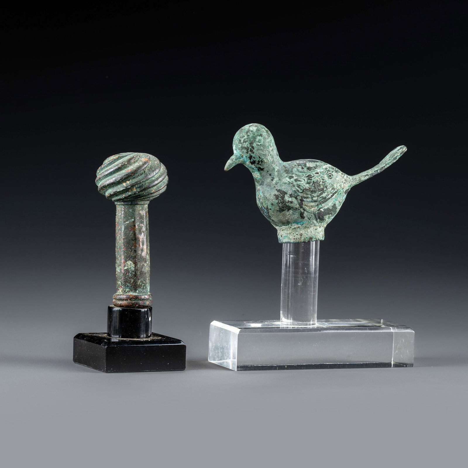 The first two points of the Warring States and Han Dynasty bronze staff (1 of 9)
