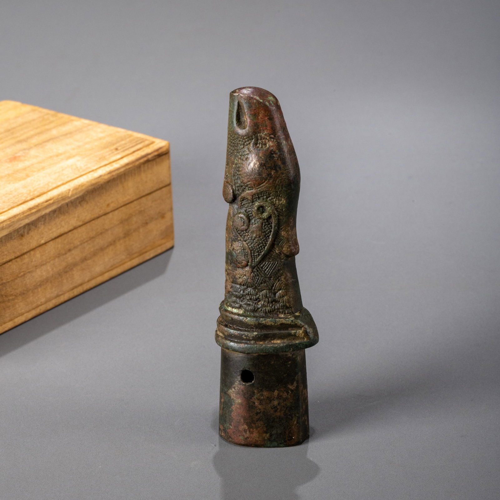Warring States Period Bronze Phoenix-Headed Gobi Mound (1 of 7)