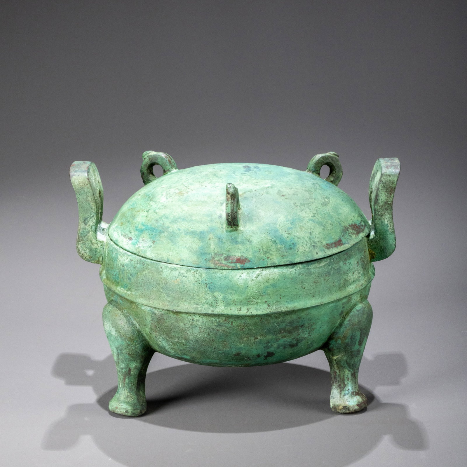 Han Dynasty Bronze Three-Legged Covered Ding: W:22cm H:16cm