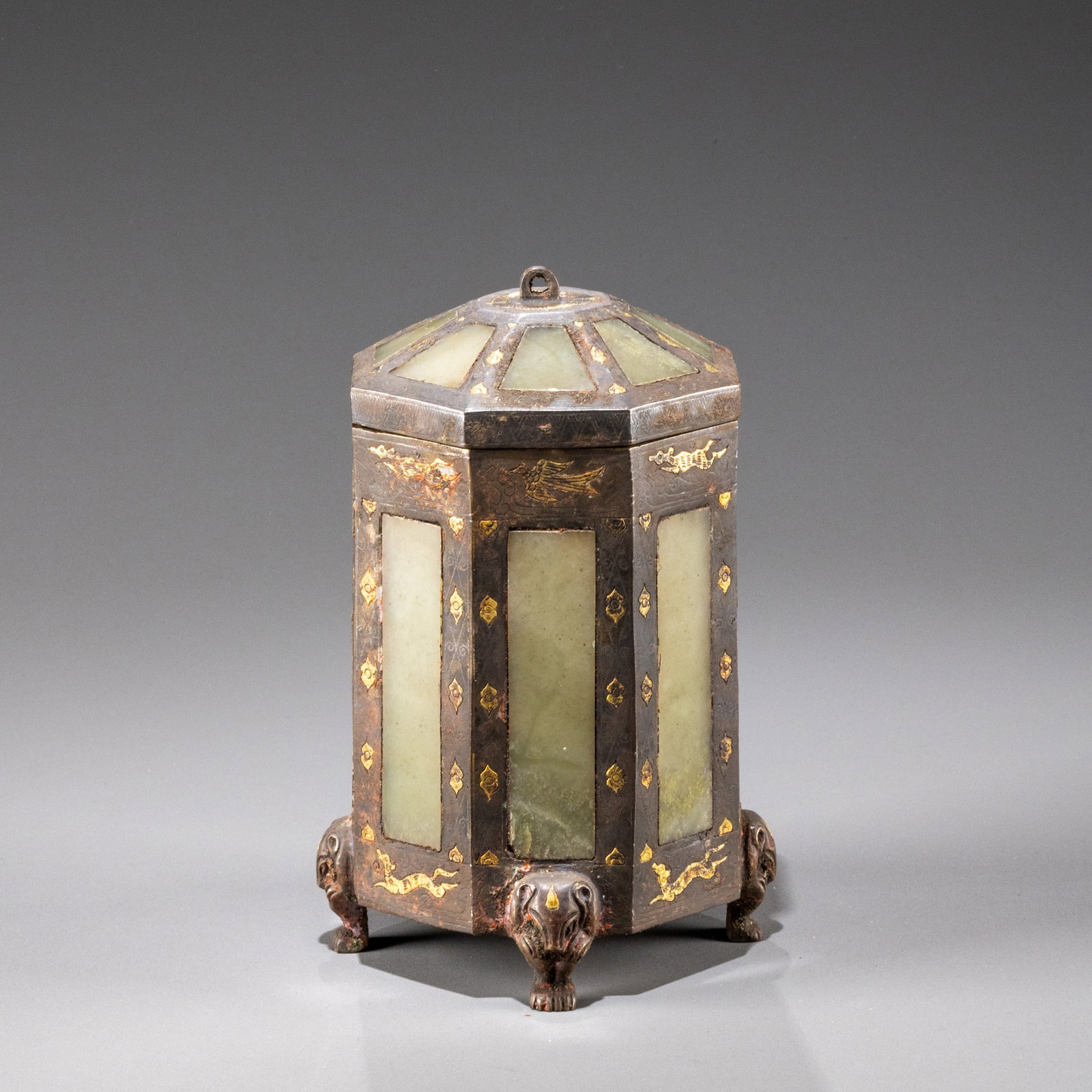 Han Dynasty Silver-Gold-Inlaid Jade Octagonal Reliquary Box: H: 16cm W: 9cm