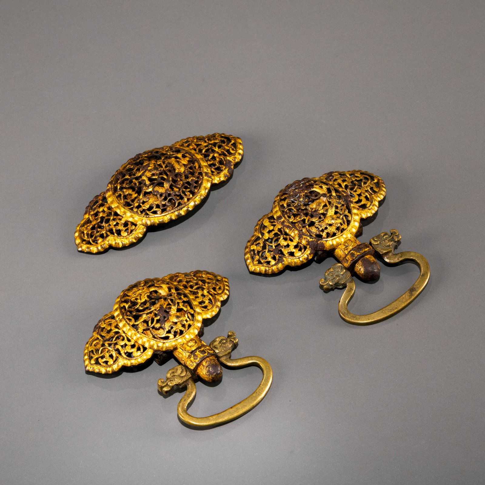 Tang Dynasty openwork dragon pattern metal fittings (1 of 10)