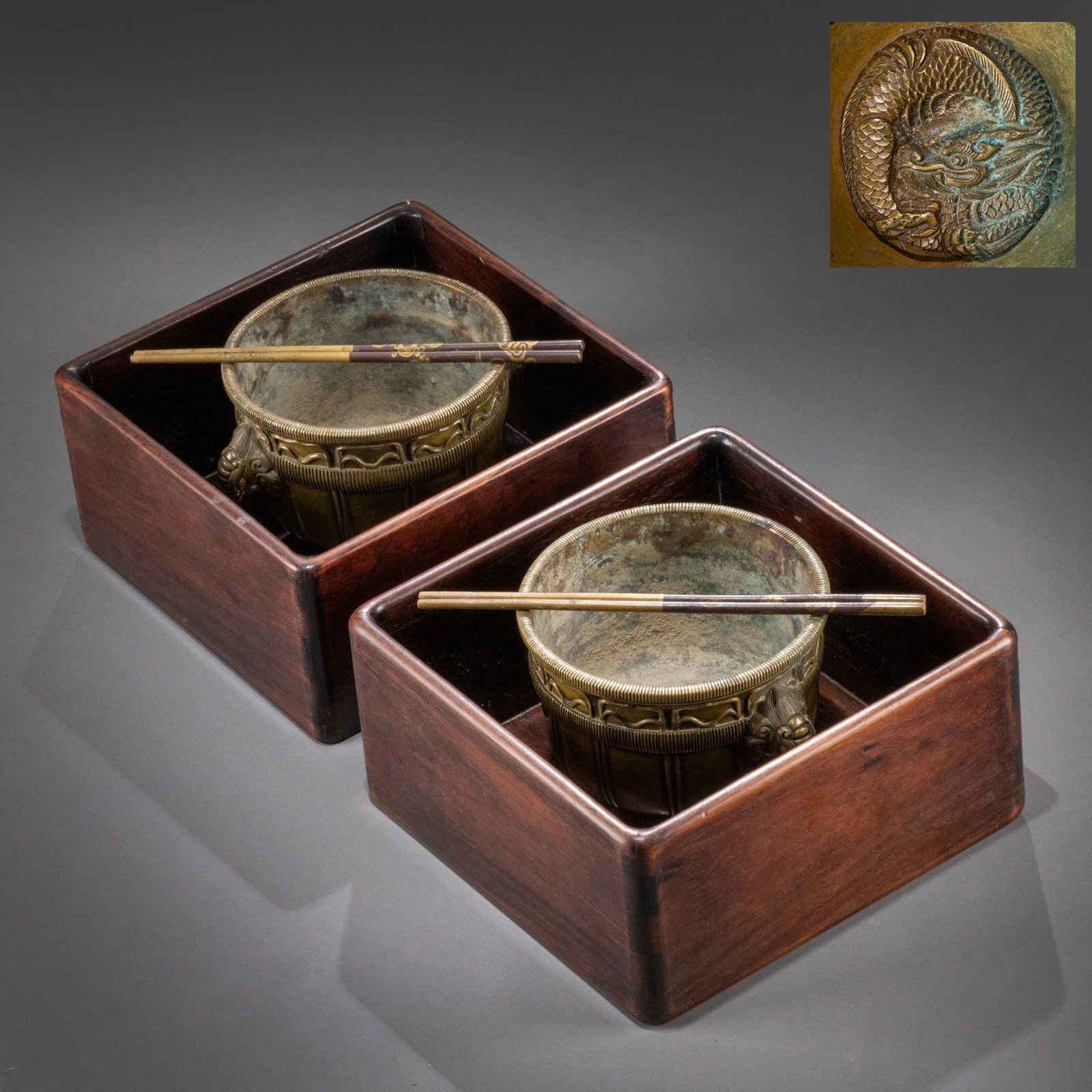 A pair of bronze phoenix-head-handled incense burners from the Xuande period of the Ming Dynasty: W: 12.5cm H: 8.2cm x2