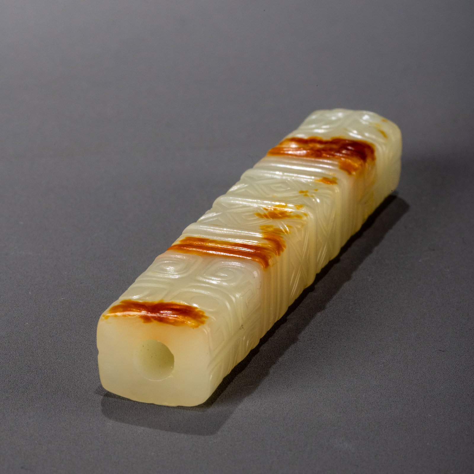 Western Zhou Dynasty White Jade Square Leggings: H: 8cm W: 1.5cm