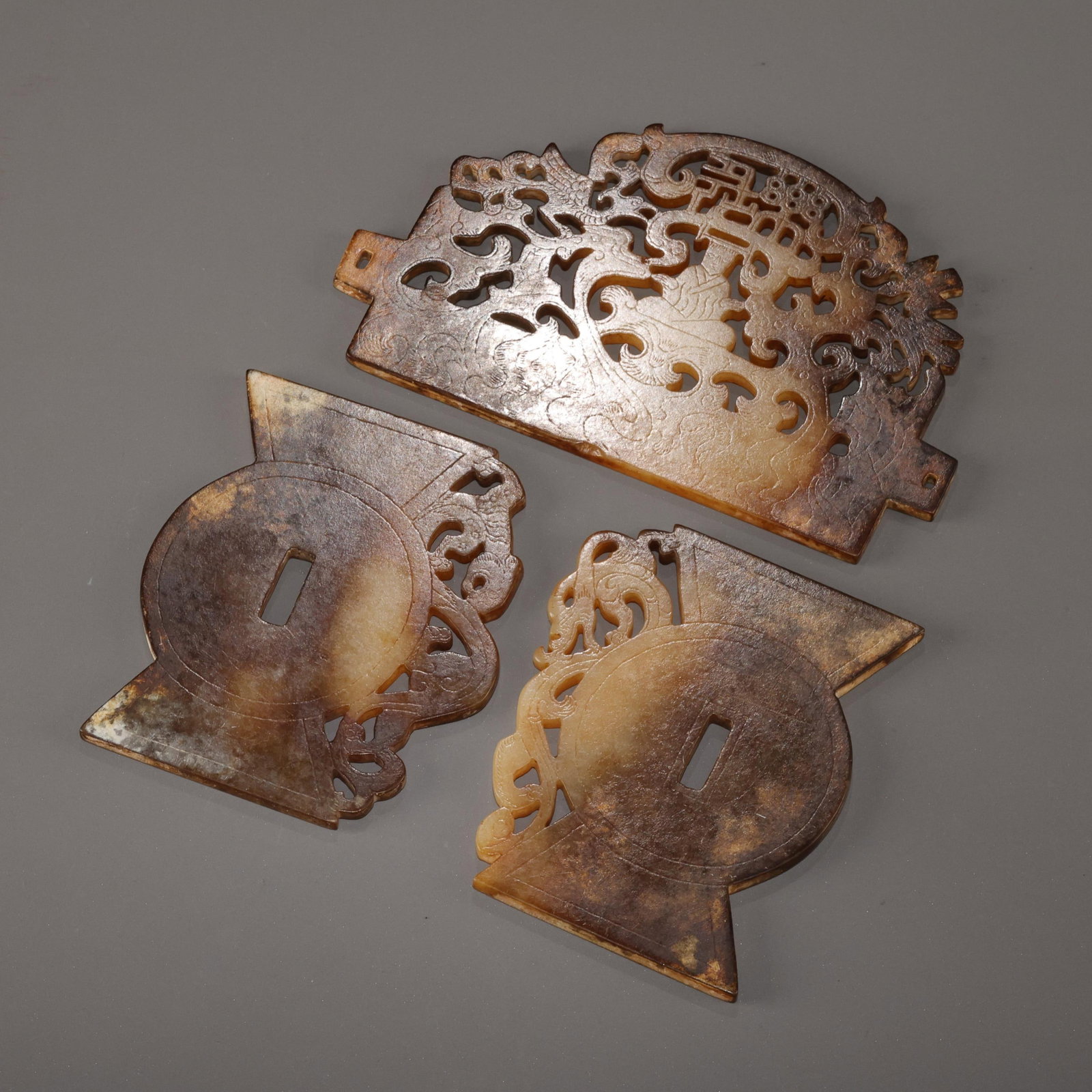 Three-point openwork jade screen (1 of 12)