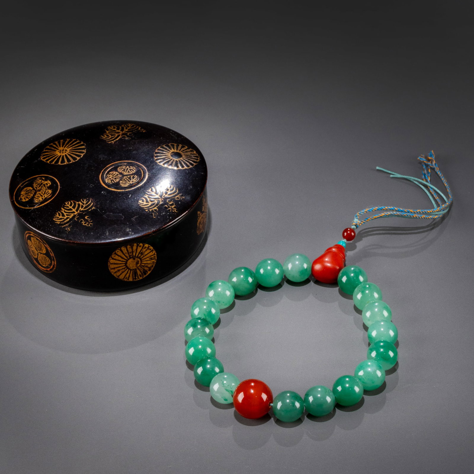 Jade Rosary: L:24cm