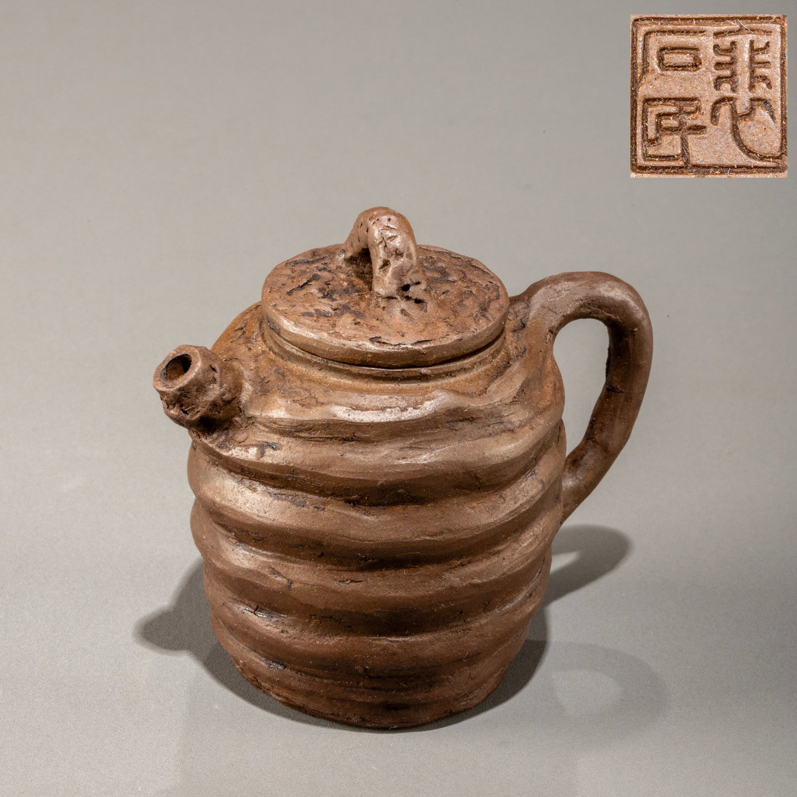 Pei Shimin's Purple Clay Panzhu Teapot (1 of 10)