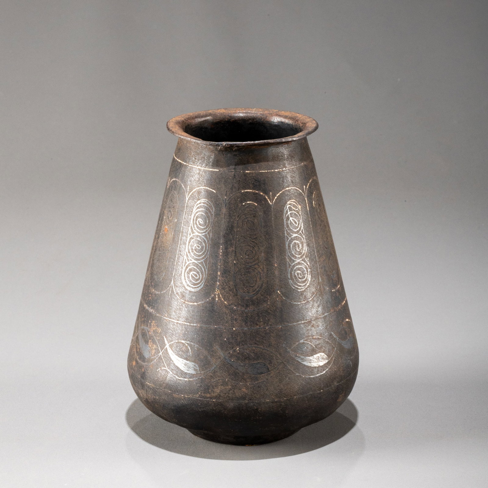 Silver-inlaid iron vase (1 of 10)