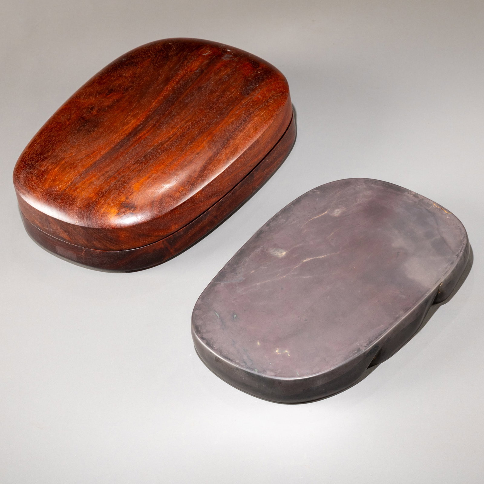 Duanxi Laokeng Shuiyan Ancient Plum Blossom Inkstone: L: 21.5cm W: 15cm