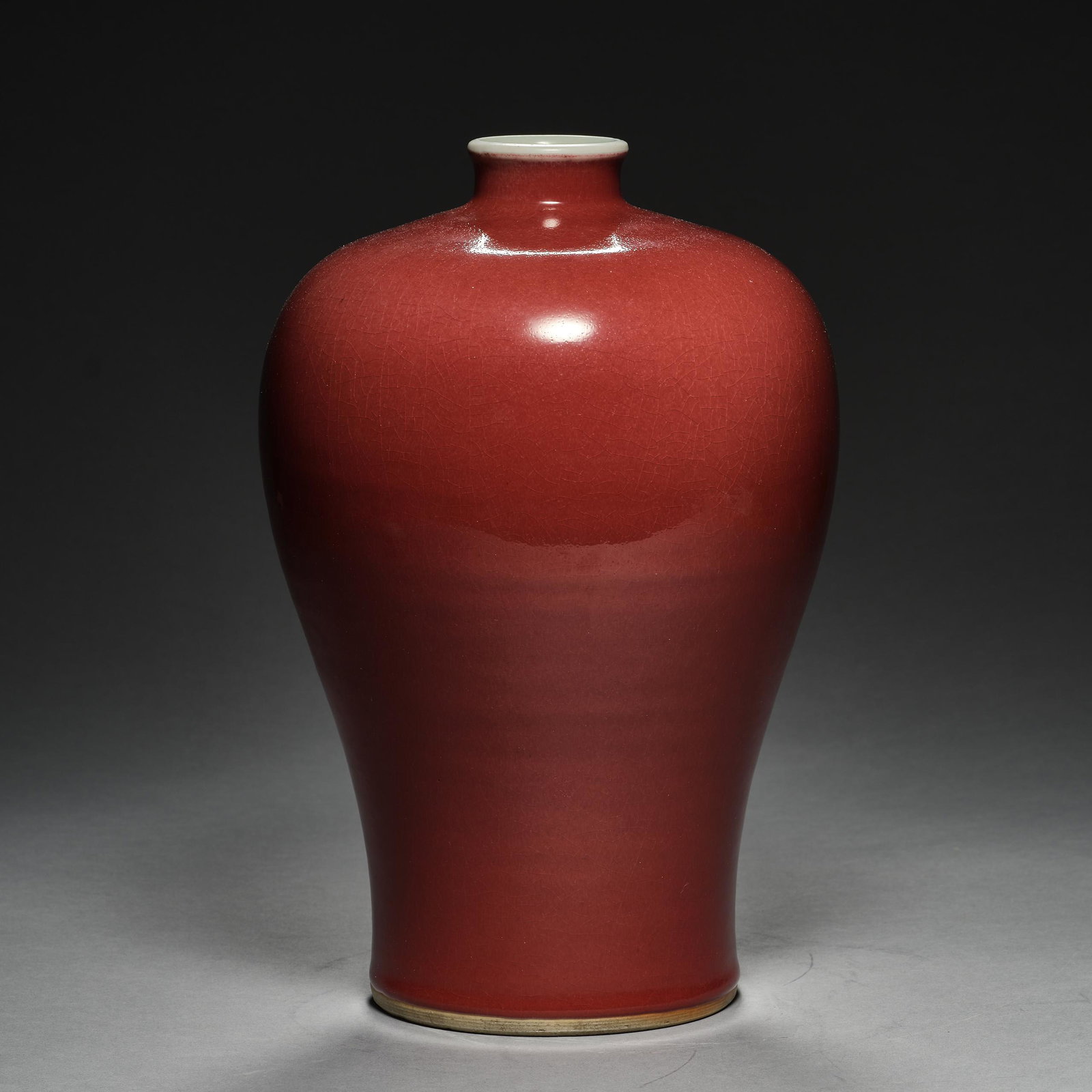 Qing Dynasty, Ji Hong, ornamental porcelain, Plum Bottle: H. 31 cm.W. 20 cm.