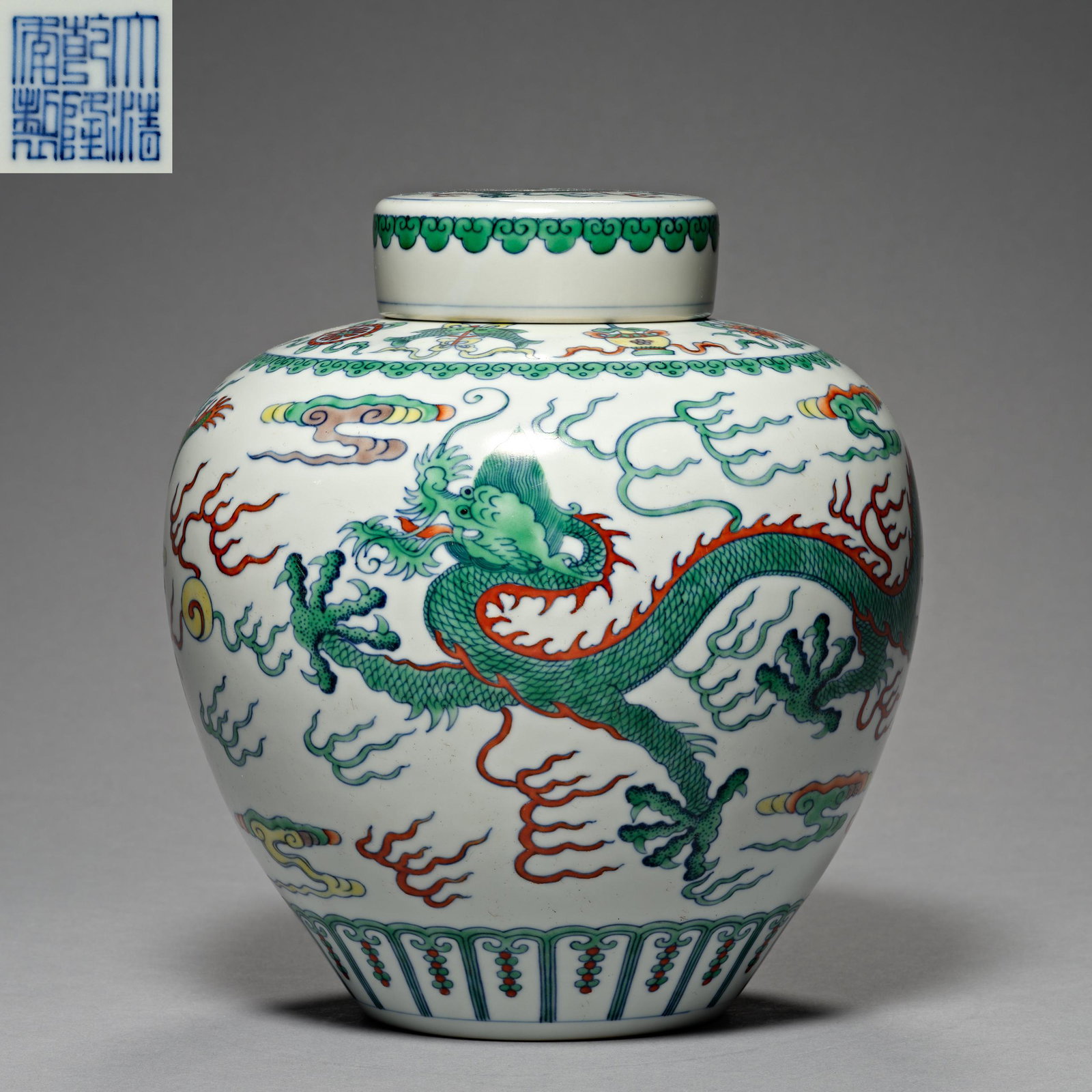 Qing Dynasty Qianlong, dragon decoration, Colorful Pot (1 of 10)