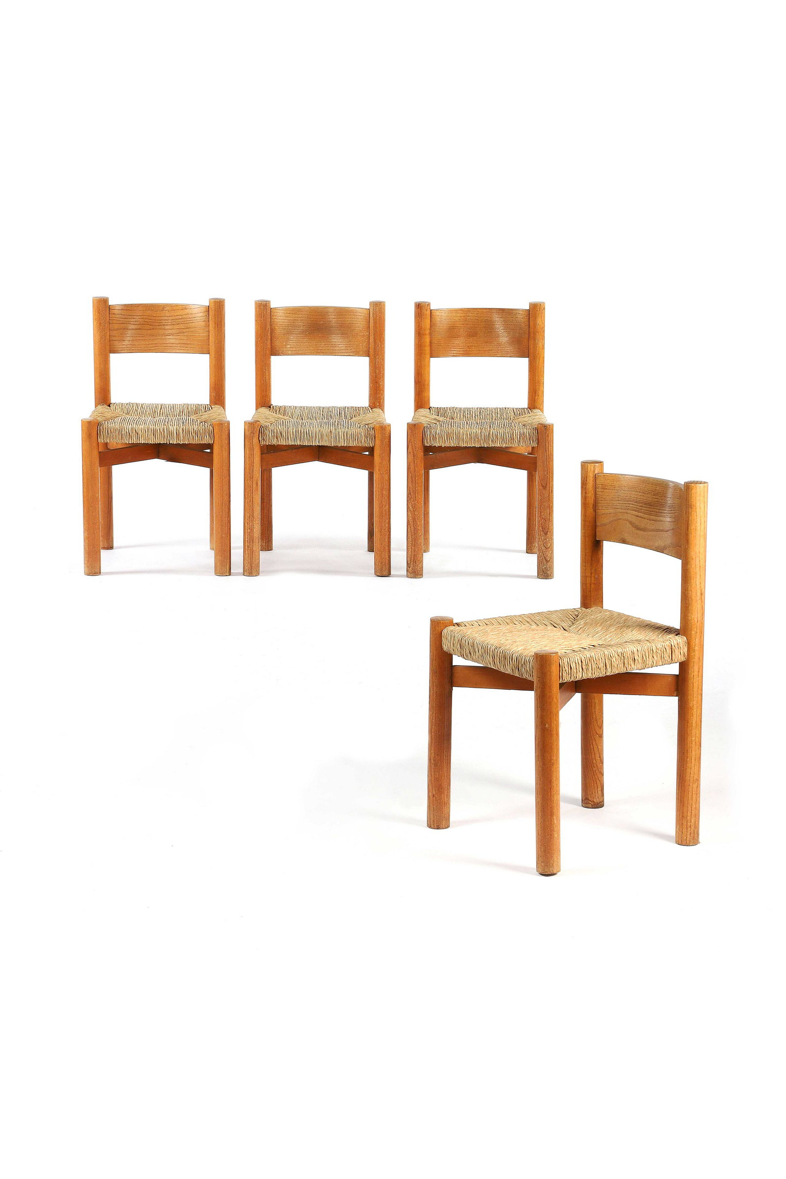Charlotte PERRIAND (1903-1999): Charlotte PERRIAND (1903-1999) Suite de 4 chaises dites Méribel Paille, pin?76 x 42 x 42 cm.?Sentou, 1964 4 chairs?Straw, pine?29.92 x 16.54 x 16.54 in. Références :?- Jacques Barsac, Charlotte Per